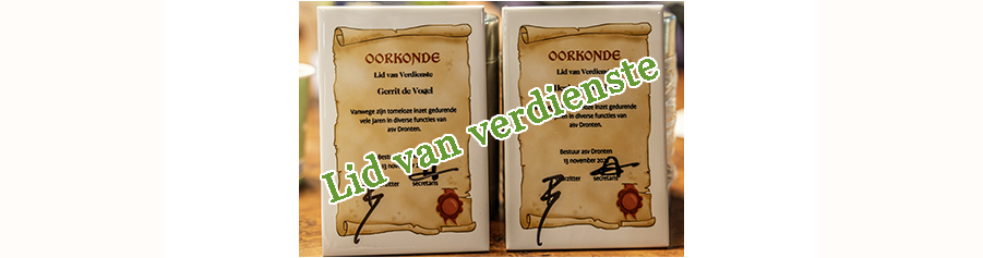 2x speld ‘Lid van Verdienste’ uitgereikt tijdens ALV